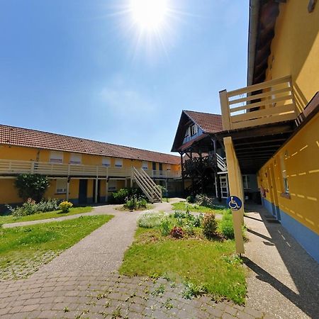 Le Relais De Wasselonne Exterior foto